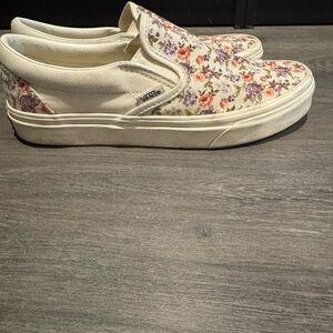 Vans Cream Floral Slip-On Shoes